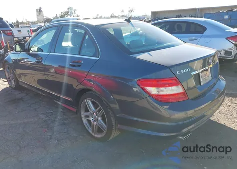 2009 Mercedes-Benz C 300 Luxury/Sport from USA, damaged, VIN WDDGF54X39R061519